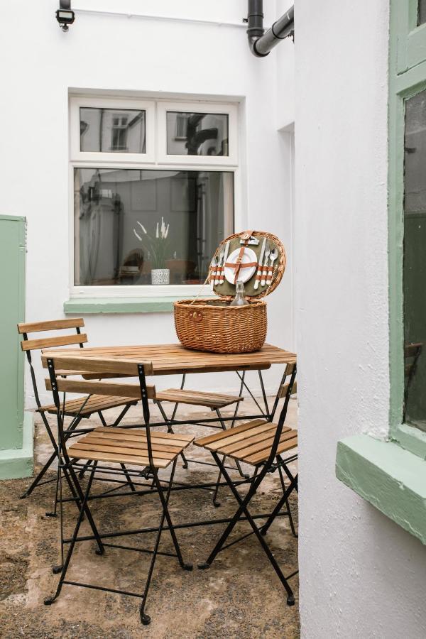 Cosy Period Cottage 2Min Walk To The Beach Portrush Kültér fotó